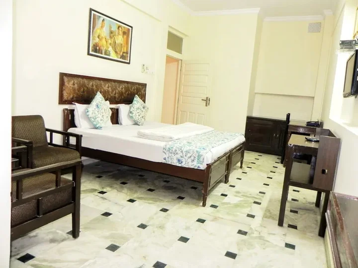 Кота: Hotel Kishan Kunj
