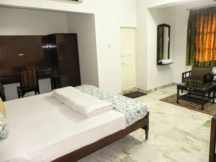 Кота: Hotel Kishan Kunj