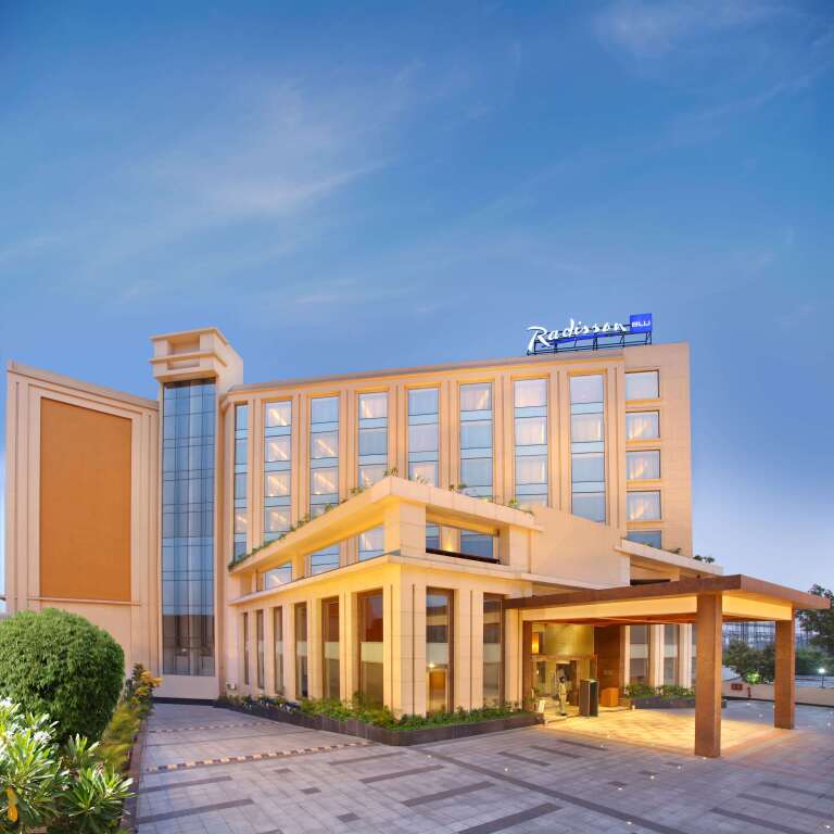 Джамму: Radisson Blu Jammu