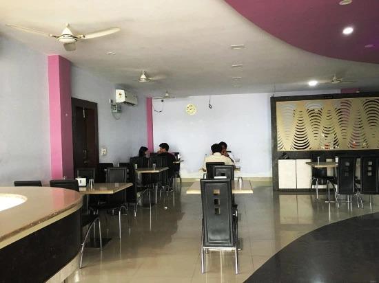 Крепость Jhansi: Hotel Blue Star