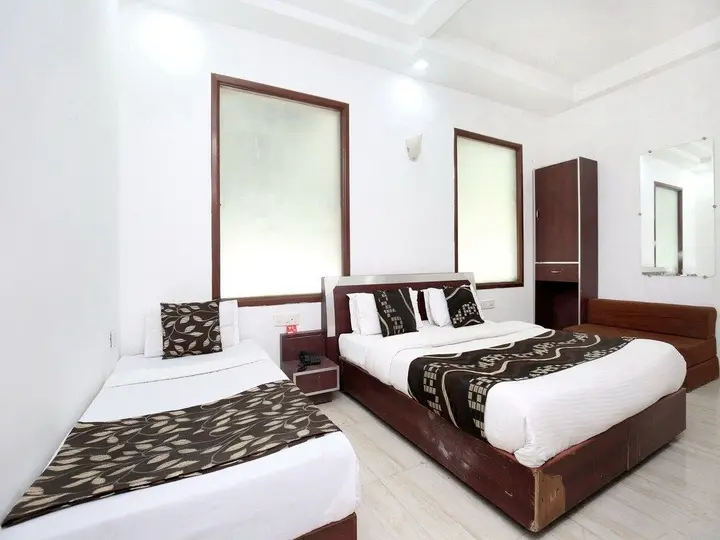 Амритсар: OYO 14515 Hotel Paras Regency