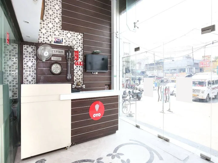 Амритсар: OYO 14515 Hotel Paras Regency
