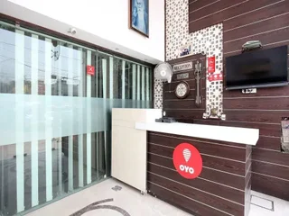 Амритсар: OYO 14515 Hotel Paras Regency