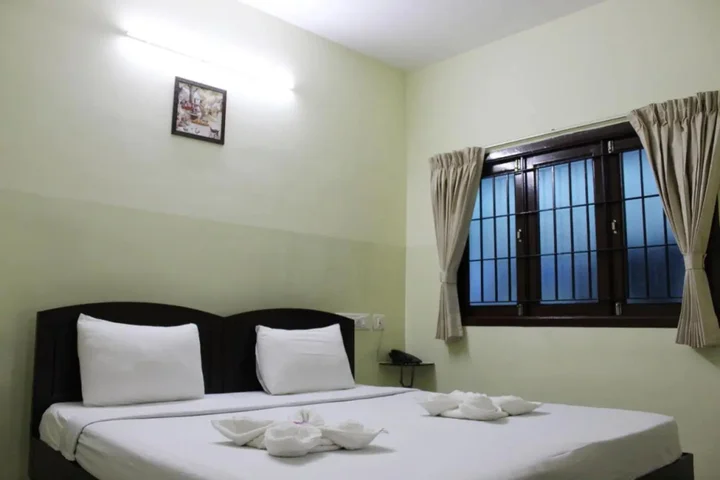Салем: Hotel KC Yercaud