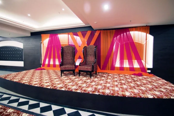 Берпер: Hotel Trinetar Gardens