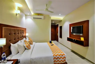 Мумбаи: Super Townhouse Oak Times Square Le Western