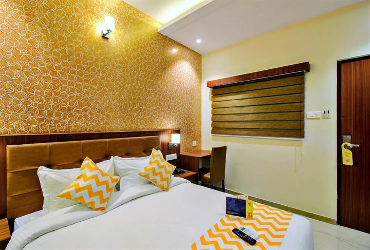 Мумбаи: Super Townhouse Oak Times Square Le Western