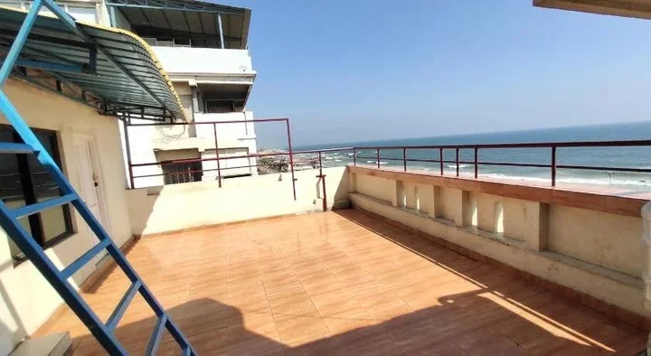 Висакхапатнам: Beach View Guest House