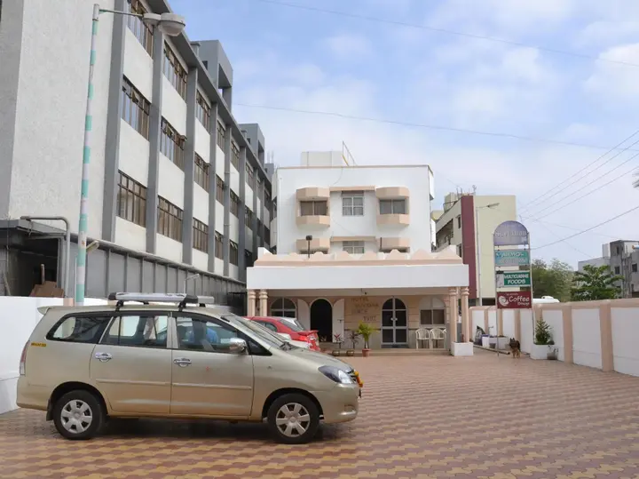 Ширди: Hotel Suvidha Shirdi