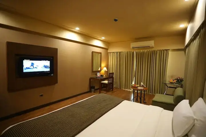 Гандидхам: Renest Gandhidham