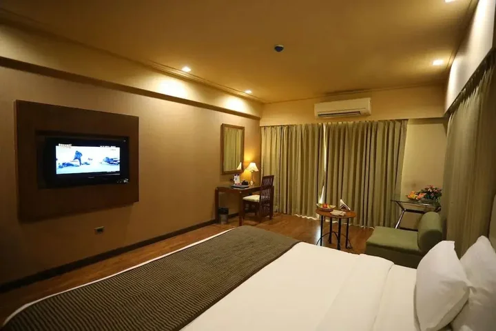 Гандидхам: Renest Gandhidham