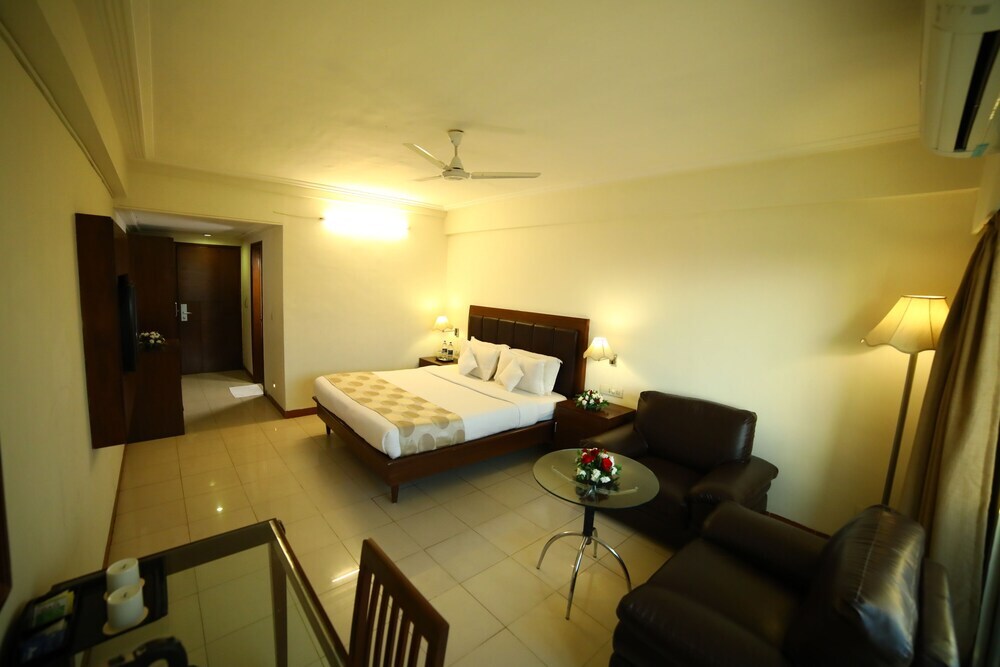 Renest Gandhidham — фото 2