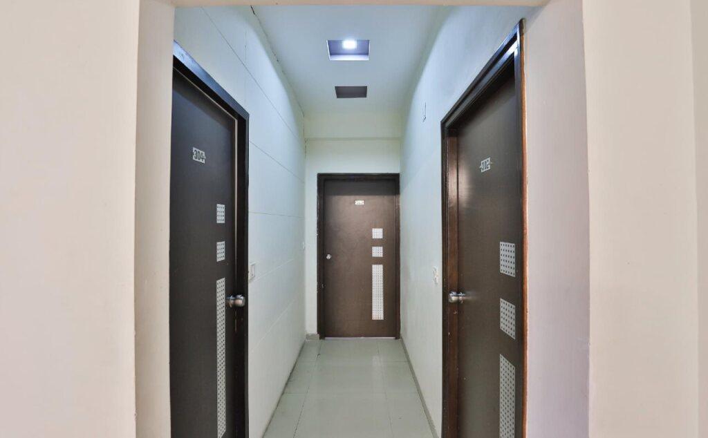 Ахмедабад: OYO 2656 Hotel Sunstar