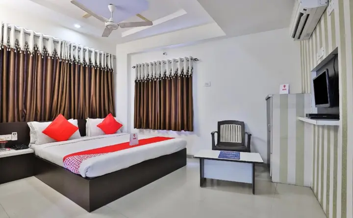 Ахмедабад: OYO 2656 Hotel Sunstar