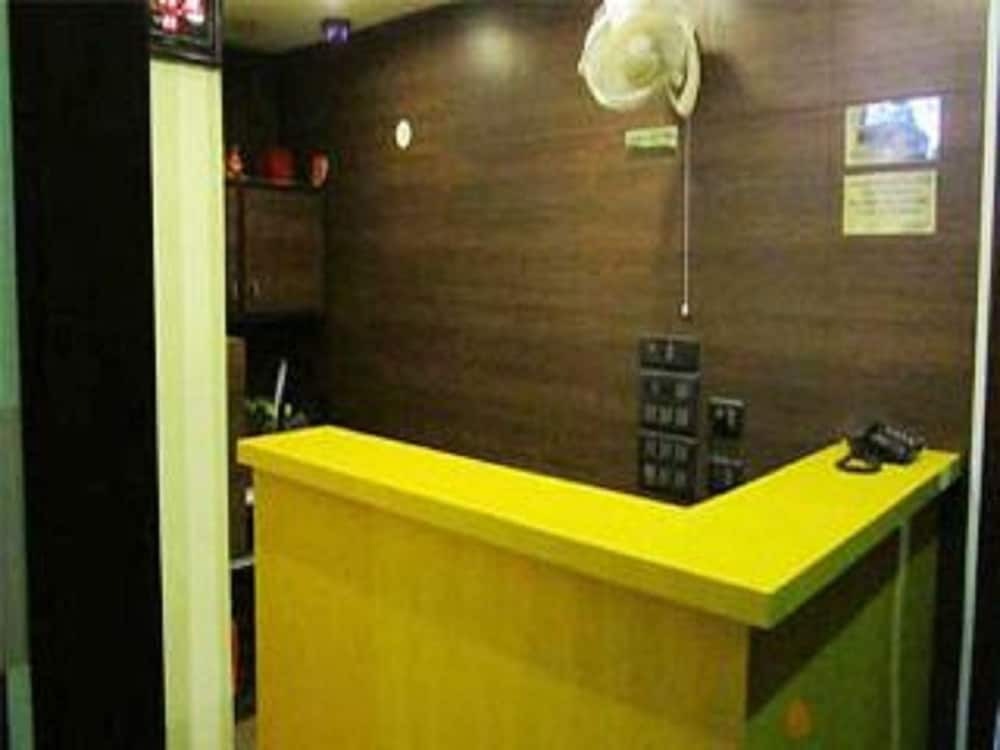 Колката: Bhammar's Inn - A Pure Vegetarian Hotel