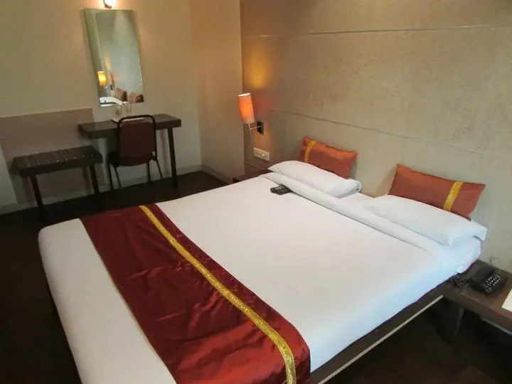 Тхане: Hotel Highland Residency