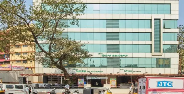 Тхане: Hotel Highland Residency
