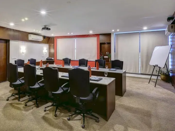 Ананд: TGB Express Hotel - Nadiad