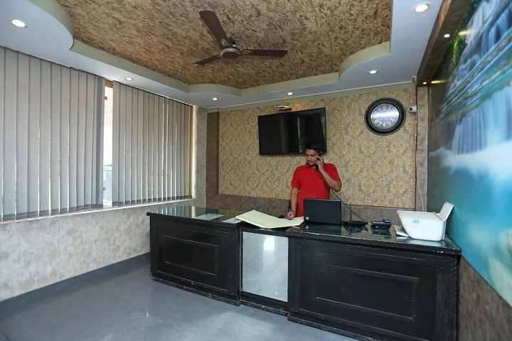 Харидвар: OYO 10592 Hotel Ganga Palace