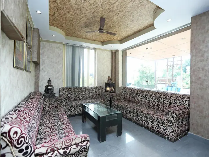 Харидвар: OYO 10592 Hotel Ganga Palace