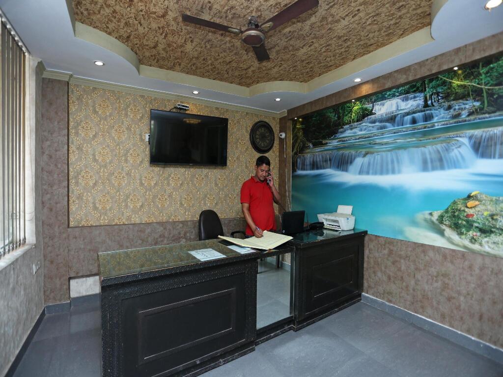 Харидвар: OYO 10592 Hotel Ganga Palace