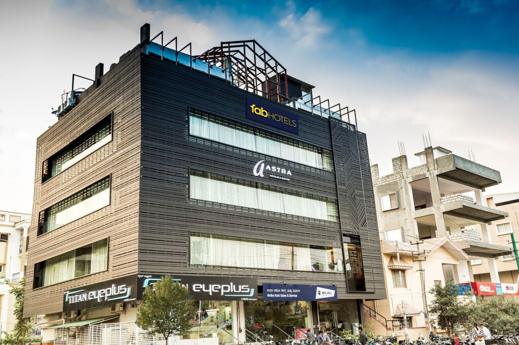 Бангалор: FabHotel Astra Suites