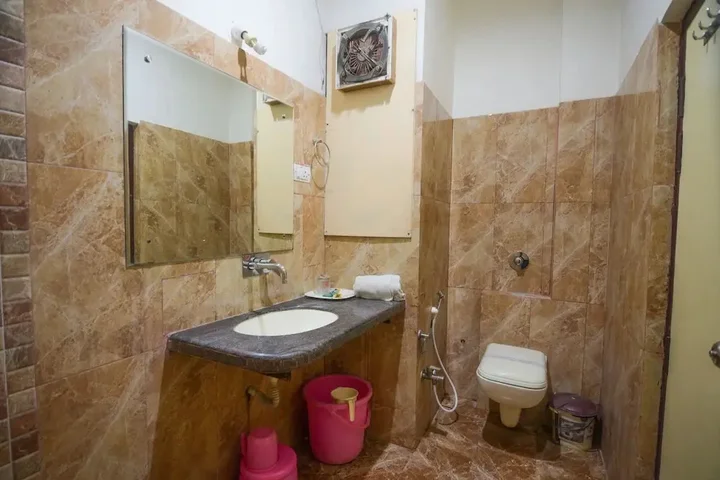 Рева: Hotel Vishnu Villas