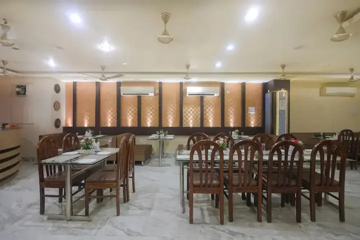 Рева: Hotel Vishnu Villas