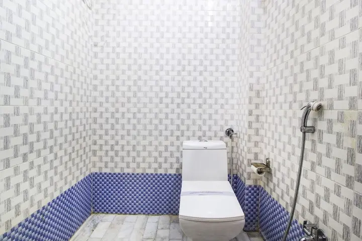 Джайпур: FabExpress White Palace