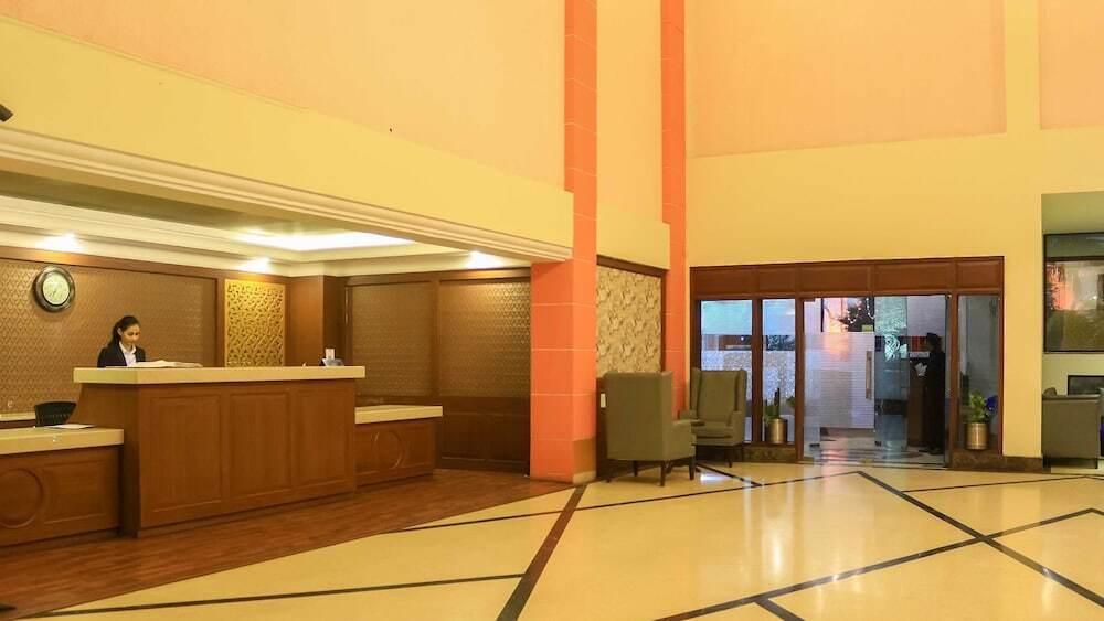 Нью-Дели: Dee Marks Hotel and Resorts