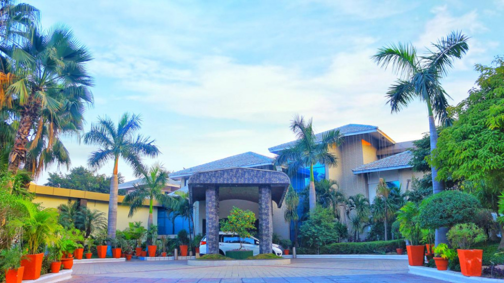 Нью-Дели: Dee Marks Hotel and Resorts
