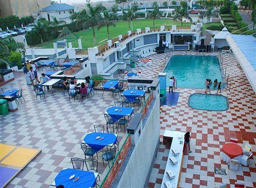 Нью-Дели: Dee Marks Hotel and Resorts