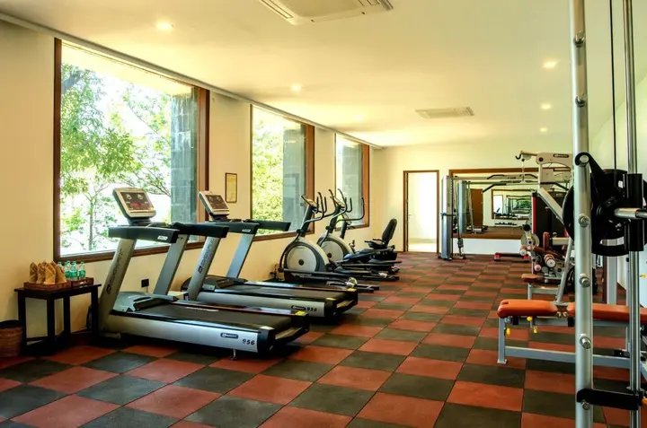 Чаннагонданахолли: Trivik Hotels & Resorts, Chikmagalur