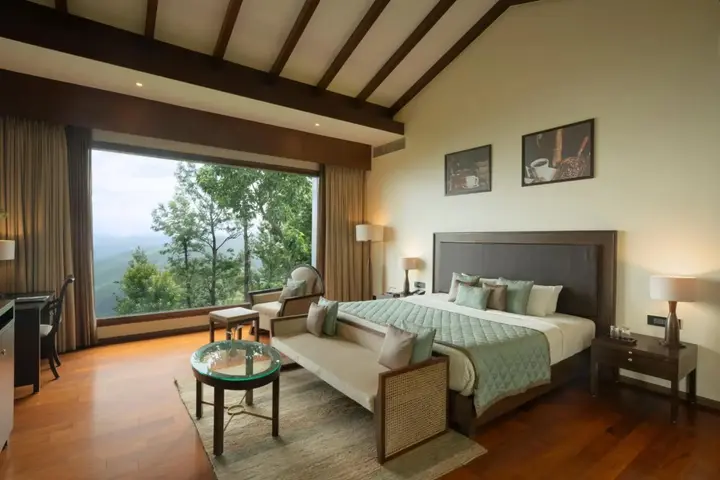 Чаннагонданахолли: Trivik Hotels & Resorts, Chikmagalur
