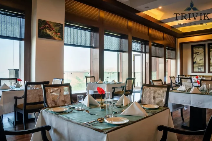 Чаннагонданахолли: Trivik Hotels & Resorts, Chikmagalur