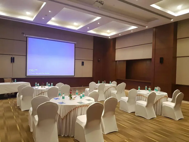 Чаннагонданахолли: Trivik Hotels & Resorts, Chikmagalur