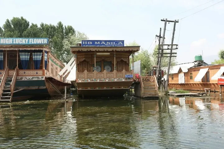Шринагар: Ritz HouseBoat Srinagar