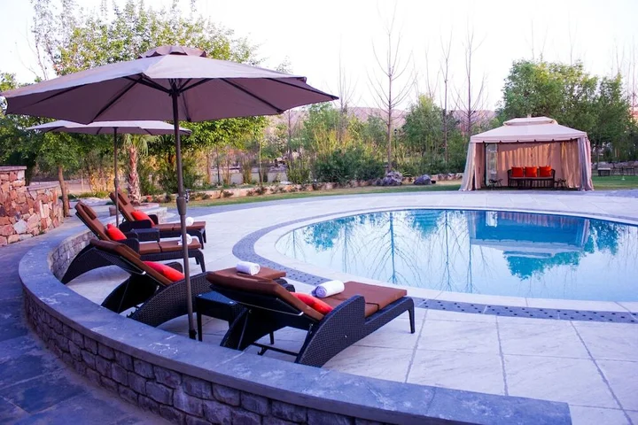 Ачрол: Riverarch Greenfields Resorts