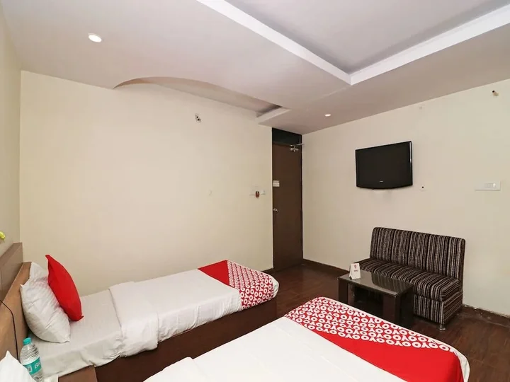 Лакхнау: Travellers Inn