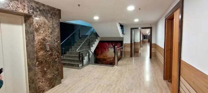 Дехрадун: Hotel Elysee
