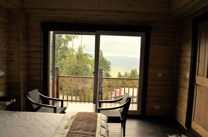 Раникхет: The Himalayan Woods