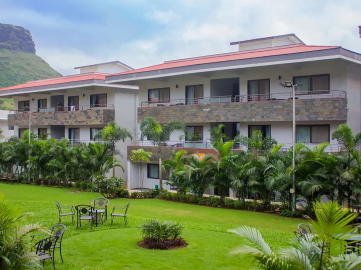 Сапутара: Club Mahindra Hatgad Resort