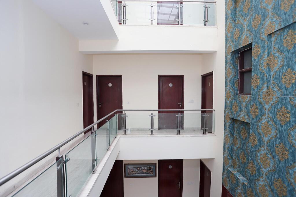 Гуруграм: OYO 40989 Hotel Amigo