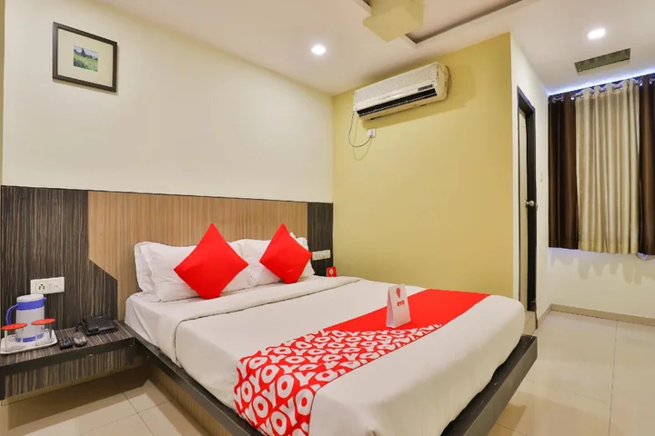 Вадодара: OYO 13398 Hotel Relish