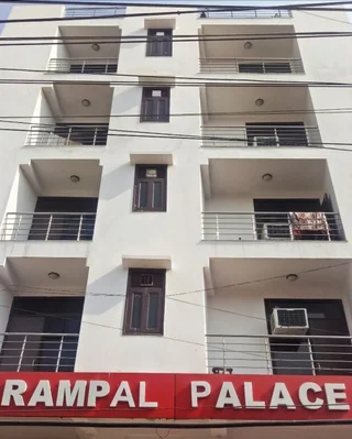 Нью-Дели: Hotel Rampal Palace