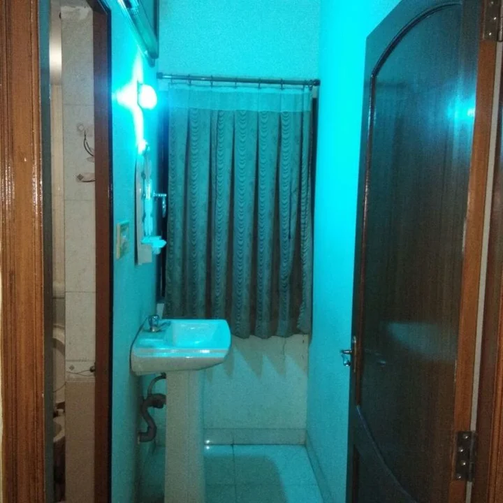 Бхудж: Hiriz Hotel Dollar
