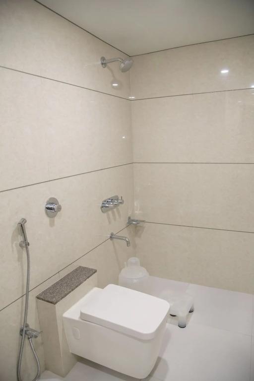 Сурат: Hotel Orange International
