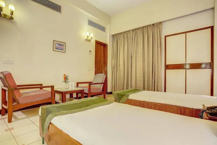 Дехрадун: Treebo Trend Ajanta Continental