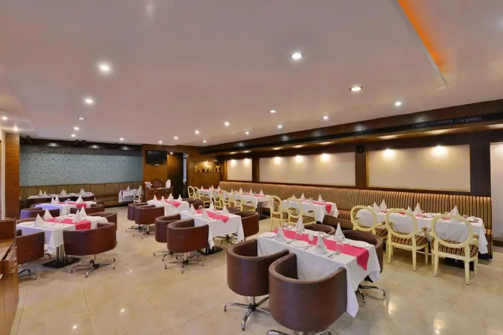Райпур: Hotel Grand Imperia