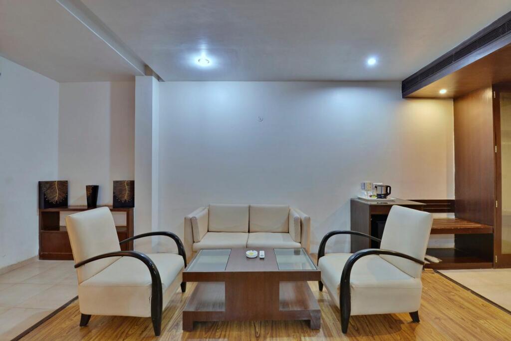 Райпур: Hotel Grand Imperia